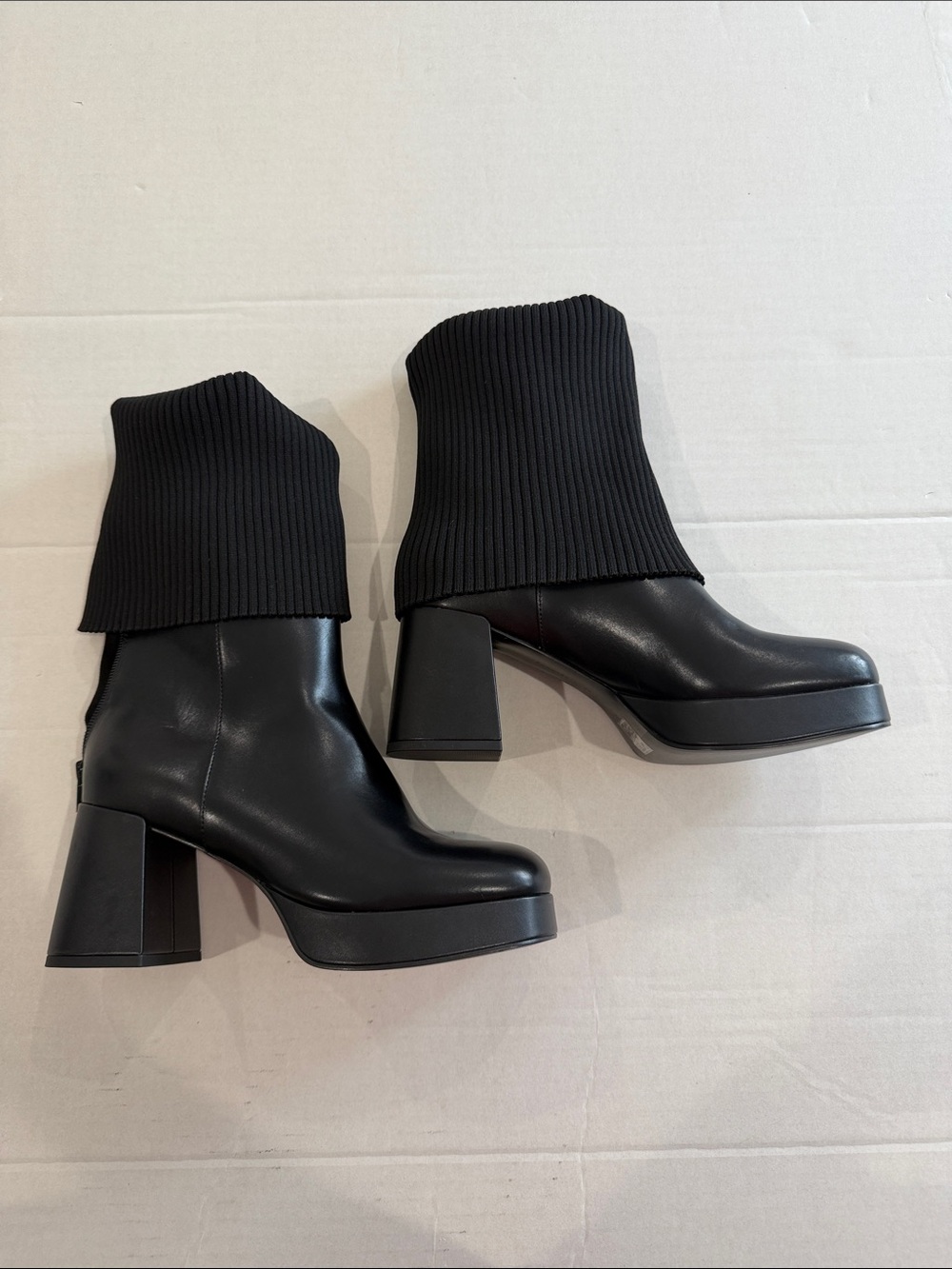 Charles & Keith Evie knotted-sock Ankel boots in black
